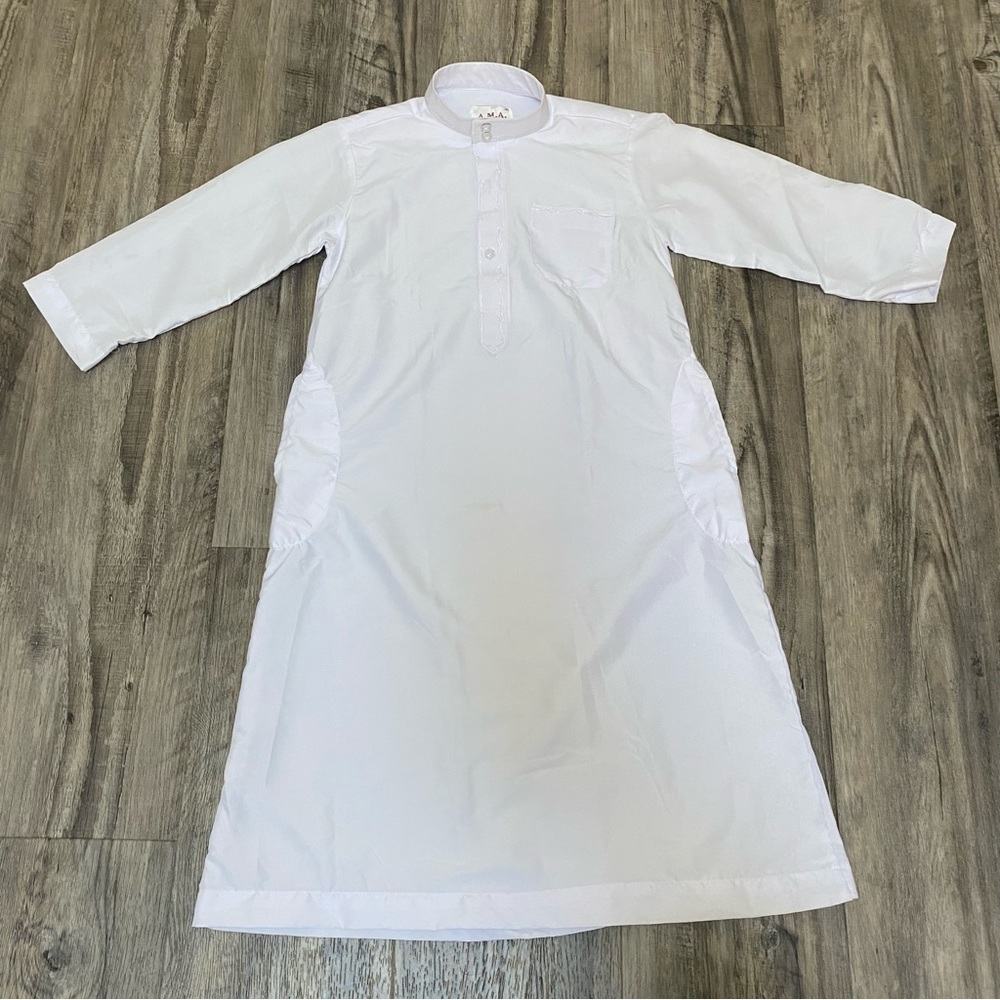 A.M.A Young Boys 36 - M Arabic White Traditional Outfit Collard Great Condition